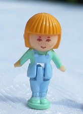 MINI Polly Pocket Püppchen mit Sommersprossen Figur, mini Puppe