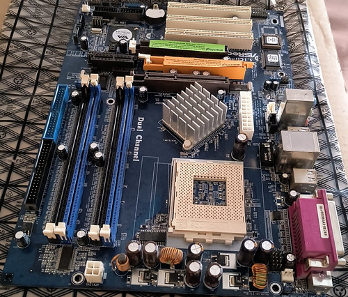 Asrock k7upgrade 880 sockel - asrock, k7upgrade‑880