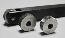 ZEUS Rändelwerkzeug 20/8; 25/8 + 4 Rändelräder 20/8