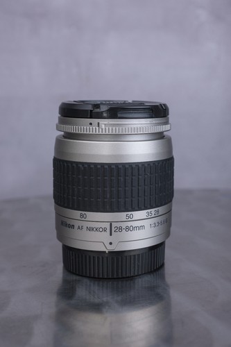 Nikon nikkor 80mm - af,