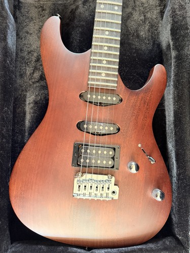 Ibanez gitarre top - ibanez, im