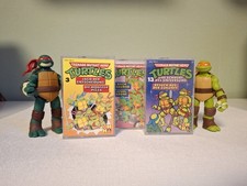 Teenage Mutant Nina Turtles Konvolut  Figuren & Kassetten