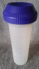 Tupperware  Mix - Max 750 ml