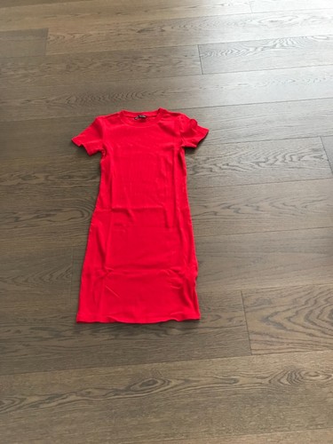 Schönes rotes kleid - schönes, von