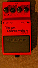 Boss Mega Distortion MD-2