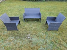 Rattan Sitzbank und 2x Stühle