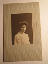 Ystad - junge Frau - Mädchen