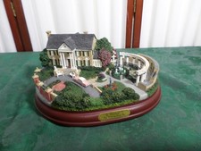 2002 Beautiful Hawthorne