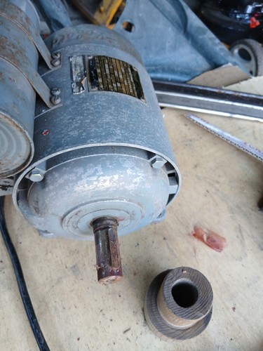 Elektromotor 220v 2800 min - elektromotor,