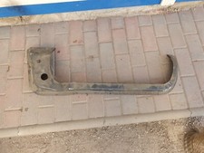 Trabant Karosserie Radkasten Traverse Dreiecklenkerbefestigung rechts NEU Origin