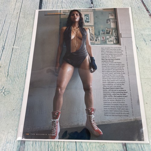 2003 sexy halle berry legs - 2003,
