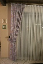 2  Stück  Gardinen Schals mit Kräuselband / Raffhalter