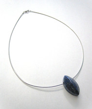 Halsreif 1,0 mm 40 cm 925 Silber rhodiniert mit Lapis Lazuli Navette Anhänger