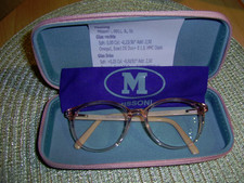 Eine Hochwertige Damen Gleitsichtbrille mit Stärkeangabe und Etui