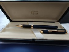 Cross Century II Schwarzer Laqcuer mit 23 Karat Applikationen Füllfederhalter