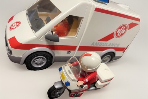 Playmobil krankenwagen 4221 - krankenwagen,