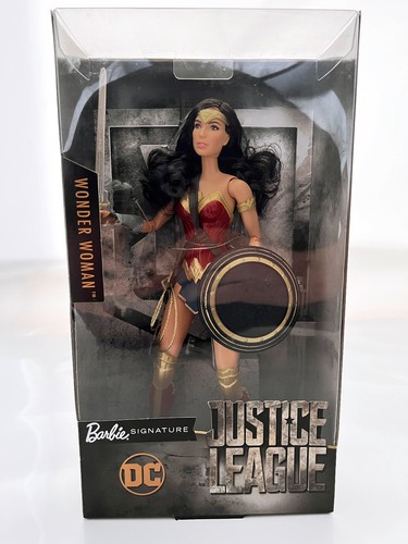 Barbie signature wonder woman - signature,