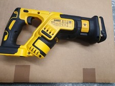 DeWALT DCS367 AKKU SÄBELSÄGE ...OHNE AKKU ABER IN GUTER ZUSTANDE
