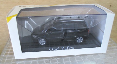 Minichamps opel zafira in - 1:43,