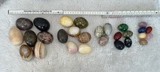 28 Eier Edelsteine