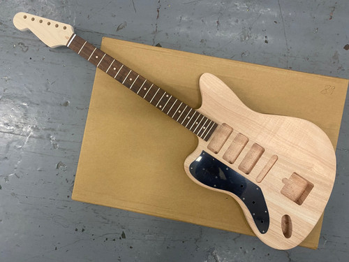 Gitarrenbausatz links meranti - gitarrenbausatz,