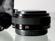 Objektiv Panasonic Lumix 20mm