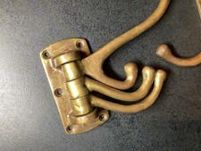 Kleiderhaken Messing 3-Fach Schwenkbar. Gegossen, Vollmaterial. 2 Stück