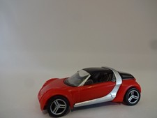 Sammlerauto / Smart " Dunkelroter Roadster Coupe