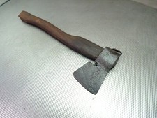 Altes geschmiedetes  Beil Axt