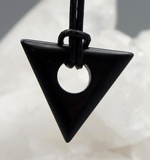 ONYX schwarz Anhänger Dreieck