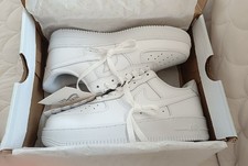 Nike Air Force 1 / Weiß /