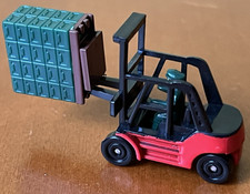 Gabelstapler m.Ladung +Fahrer