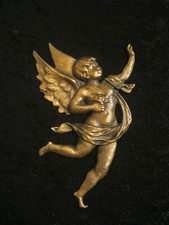 Fliegender Engel Putto als
