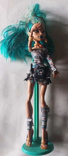 Monster high puppe - monster,