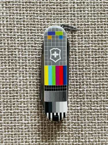 Victorinox classic limited - victorinox,