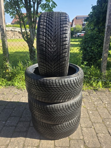Goodyear ultragrip - 4,