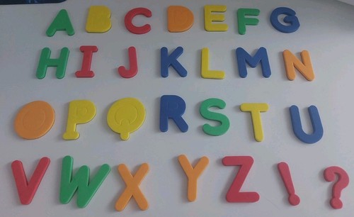 Magnetisches alphabet abc - alphabet/, abc/