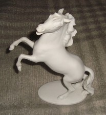Kaiser Bisquit Porzellan Figur - Aufsteigendes Pferd Nr. 424 - weiss