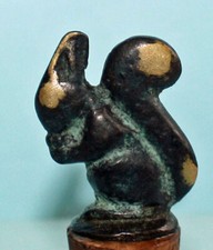 Alter Bronze Wien Zierkorken Eichhörnchen / Vienna Metalwork Bottle Stopper