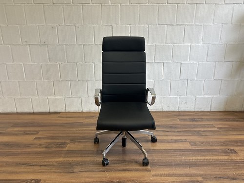 Design-Bürodrehstuhl