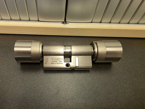 Simons voss dig - simons,