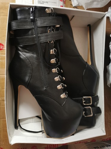High heels schwarz - heels,