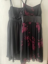 Zwei  Festliche Damenkleider