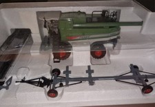 Schuco Fendt Mädrescher 9460 R  im Maßstab  1:32