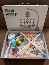 Baby Mobile für Kinderbett Krippe mit Licht und Musik mit Fernbedienung in Rosa