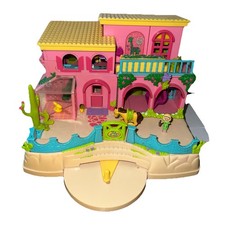 Polly Pocket Petland Hacienda