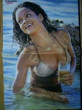 RIHANNA - VINTAGE POSTER 28 cm x 41 cm RAR