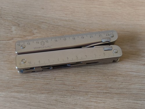 Victorinox swiss tool - swiss,