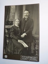 Velbert - Neviges - Paar hält