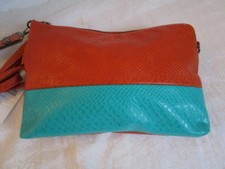 Clutch Orange Türkis Kunstleder 26 cm x 4 cm x 18 cm Schlangen Optik 